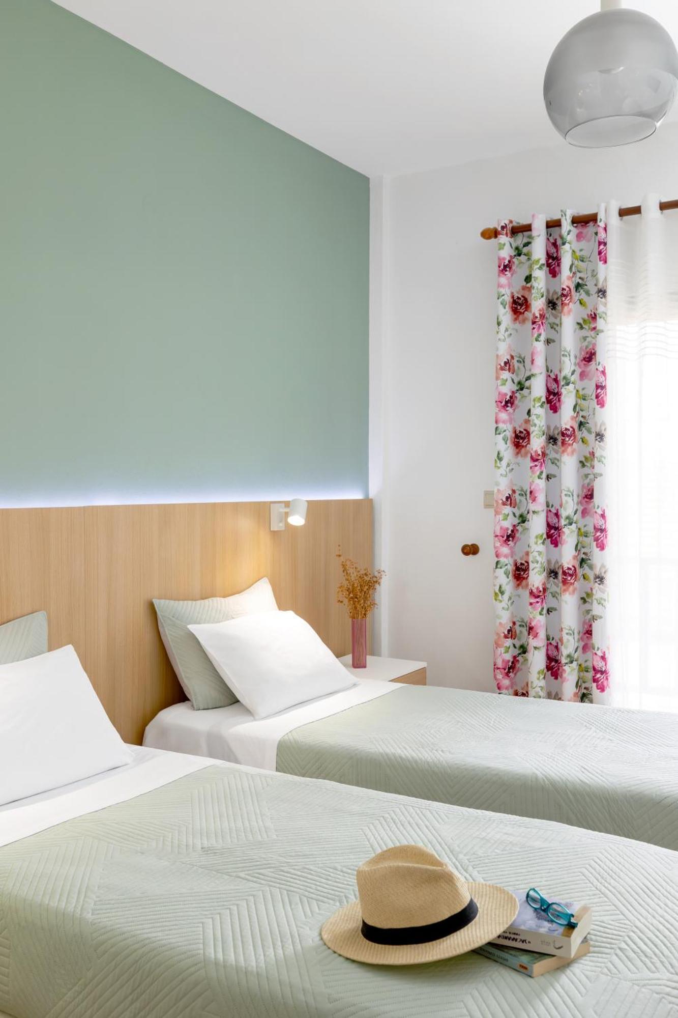 Athos Guest House Pansion Ouranoupoli Exterior foto