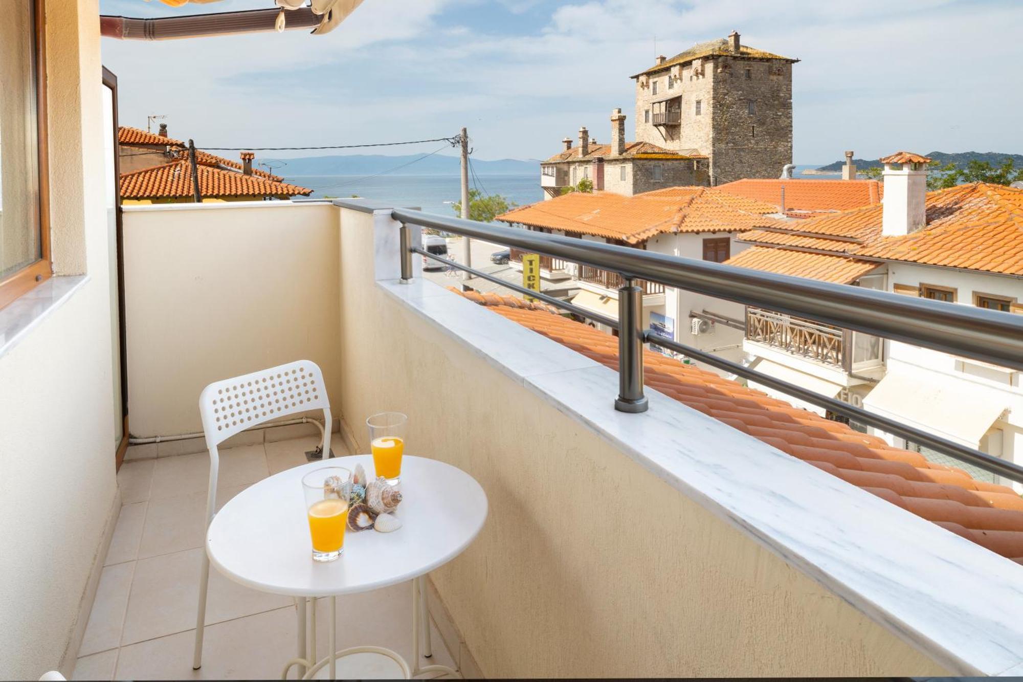 Athos Guest House Pansion Ouranoupoli Exterior foto